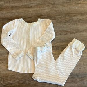 Wilding Size 5 long sleeve pajama set